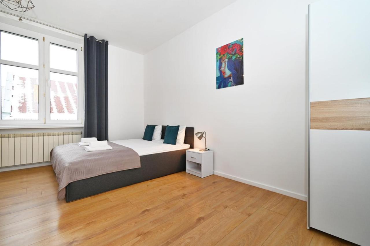 Apartamenty Mural ビエルスコ・ビアバ エクステリア 写真