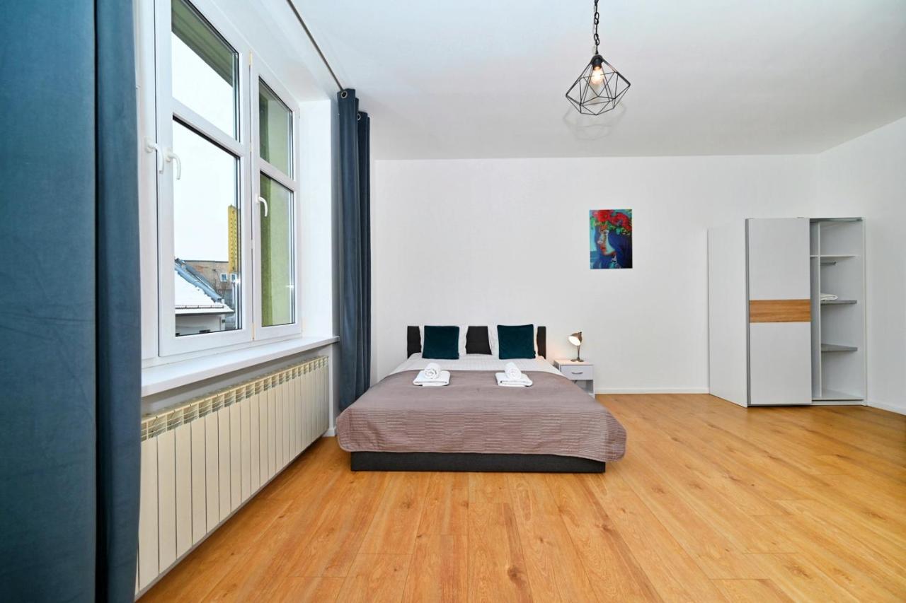 Apartamenty Mural ビエルスコ・ビアバ エクステリア 写真