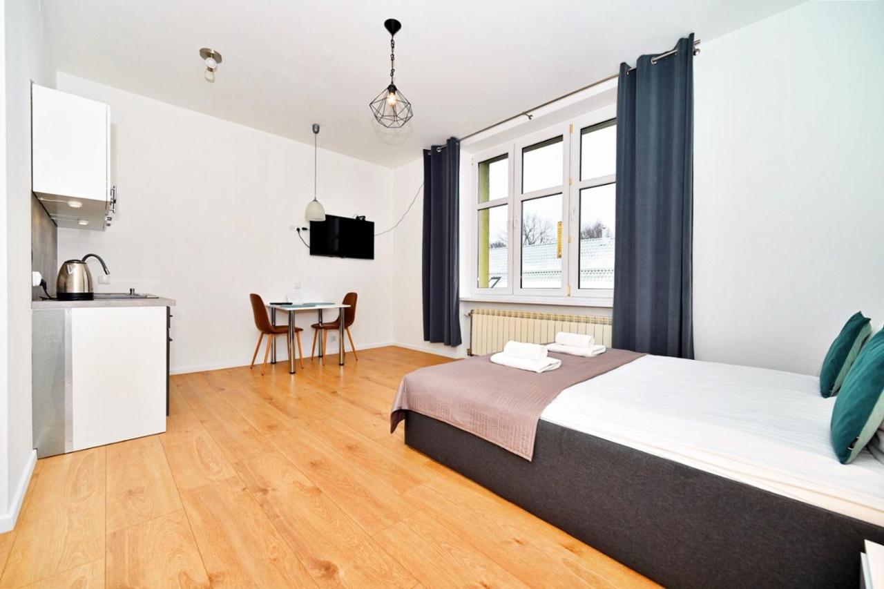 Apartamenty Mural ビエルスコ・ビアバ エクステリア 写真